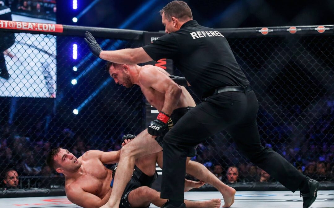 Quels coups sont interdits en MMA ? La liste officielle des 31 interdits